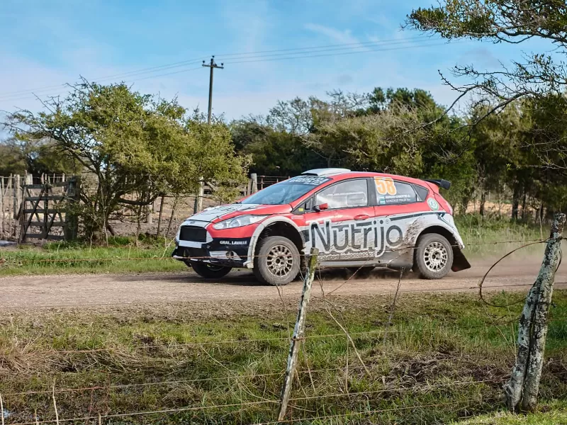 Rally de Lavalle: Villarino ganó la Junior y también la general; los pilotos locales fueron protagonistas