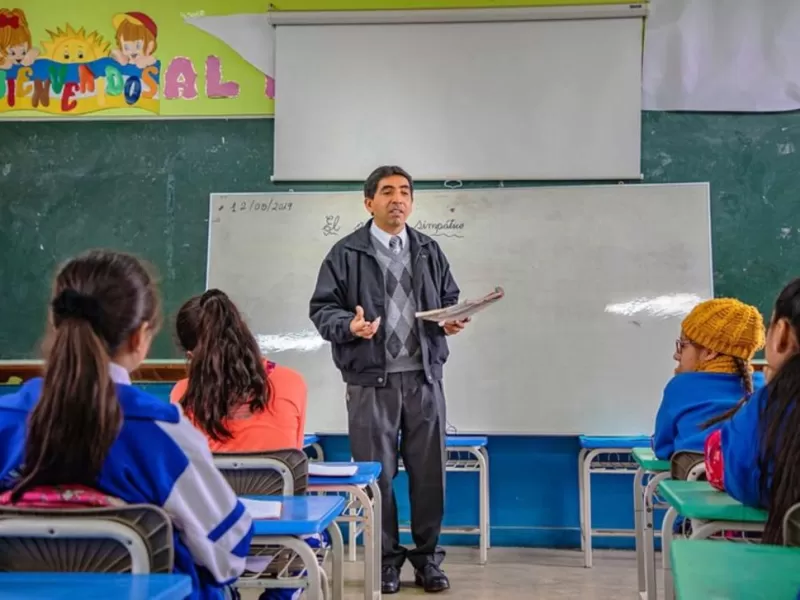 Día del Maestro 2025: el jueves no habrá clases en jardines y escuelas primarias
