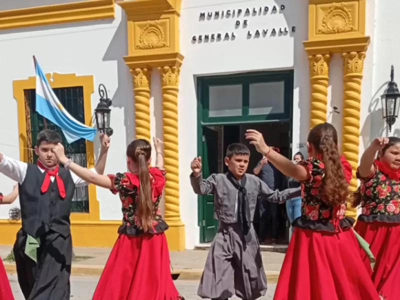 Gran participación del Taller de Folklore