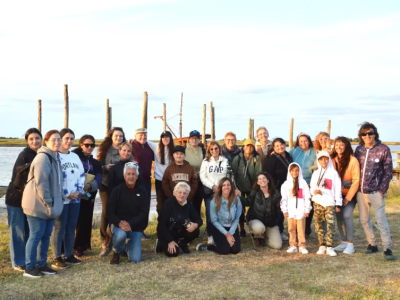 General Lavalle comenz&oacute; su verano llevando a cabo actividades de avistaje de aves.