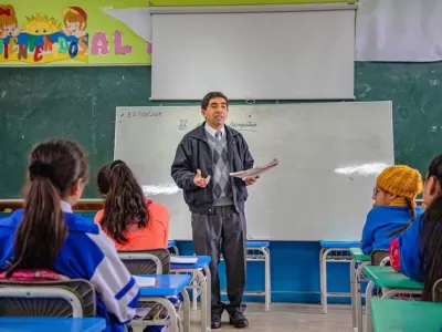 Día del Maestro 2025: el jueves no habrá clases en jardines y escuelas primarias
