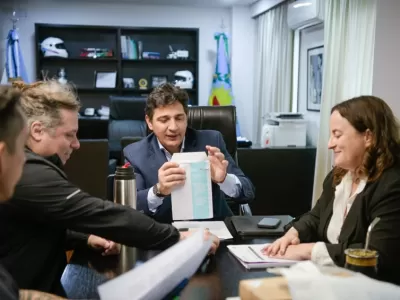 La lavallense Marcela Passo invit&oacute; al intendente Guardia al Ministerio de Transporte bonaerense